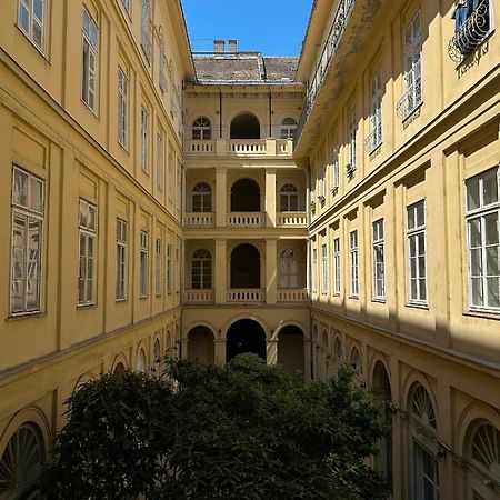 Old Town Apart Daire Budapeşte Dış mekan fotoğraf