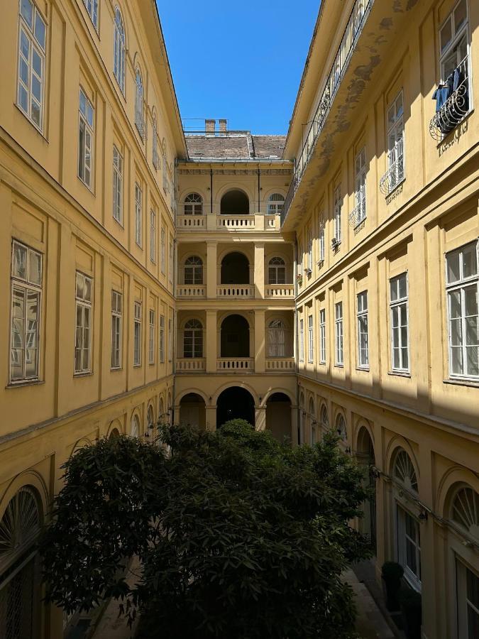 Old Town Apart Daire Budapeşte Dış mekan fotoğraf